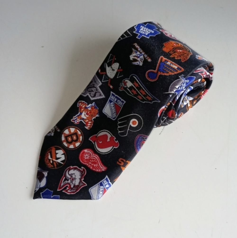 Vintage Men's Black NHL Team Logo Tie Made In Korea